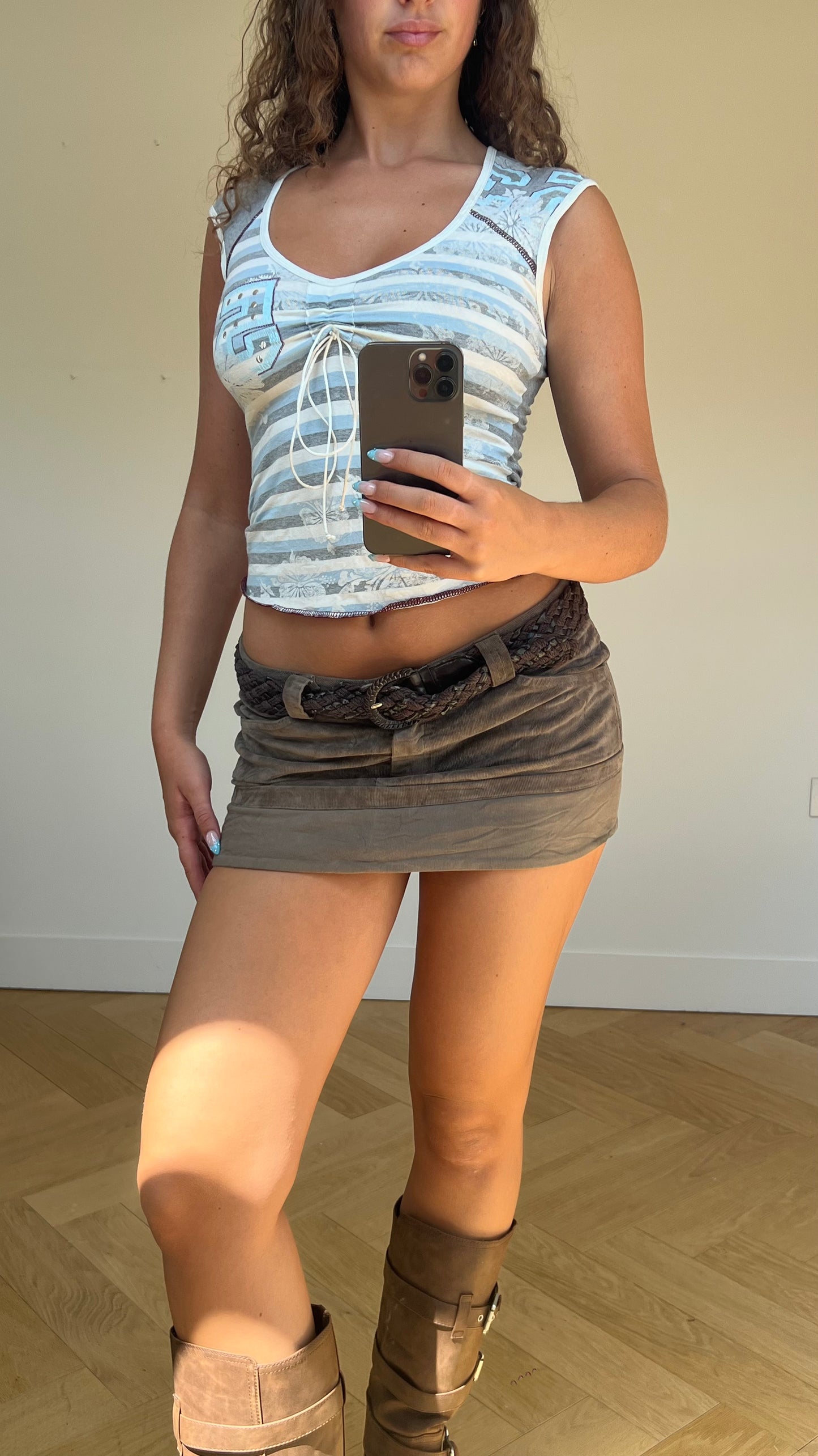 00s brown corduroy mini skirt- size M
