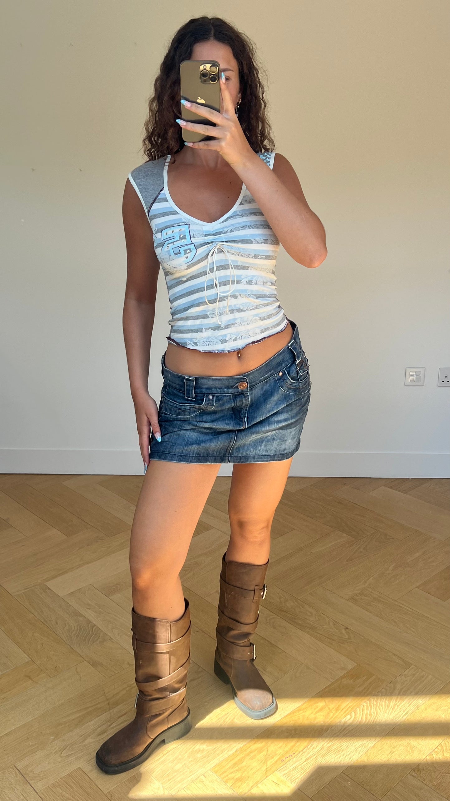 00s denim mini skirt- size L