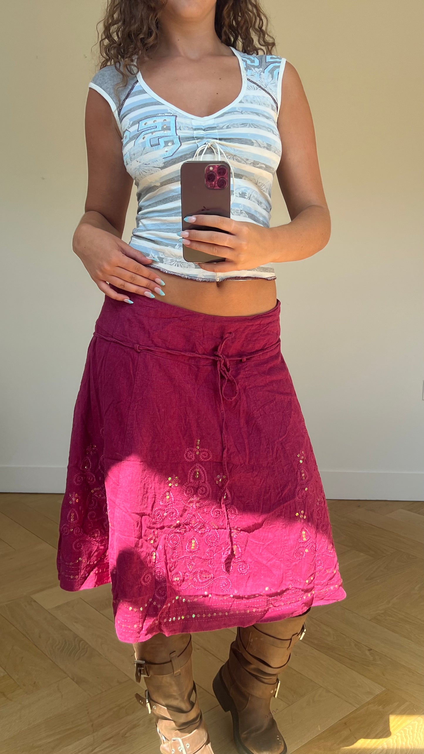 00s pink sequin midi skirt- size L