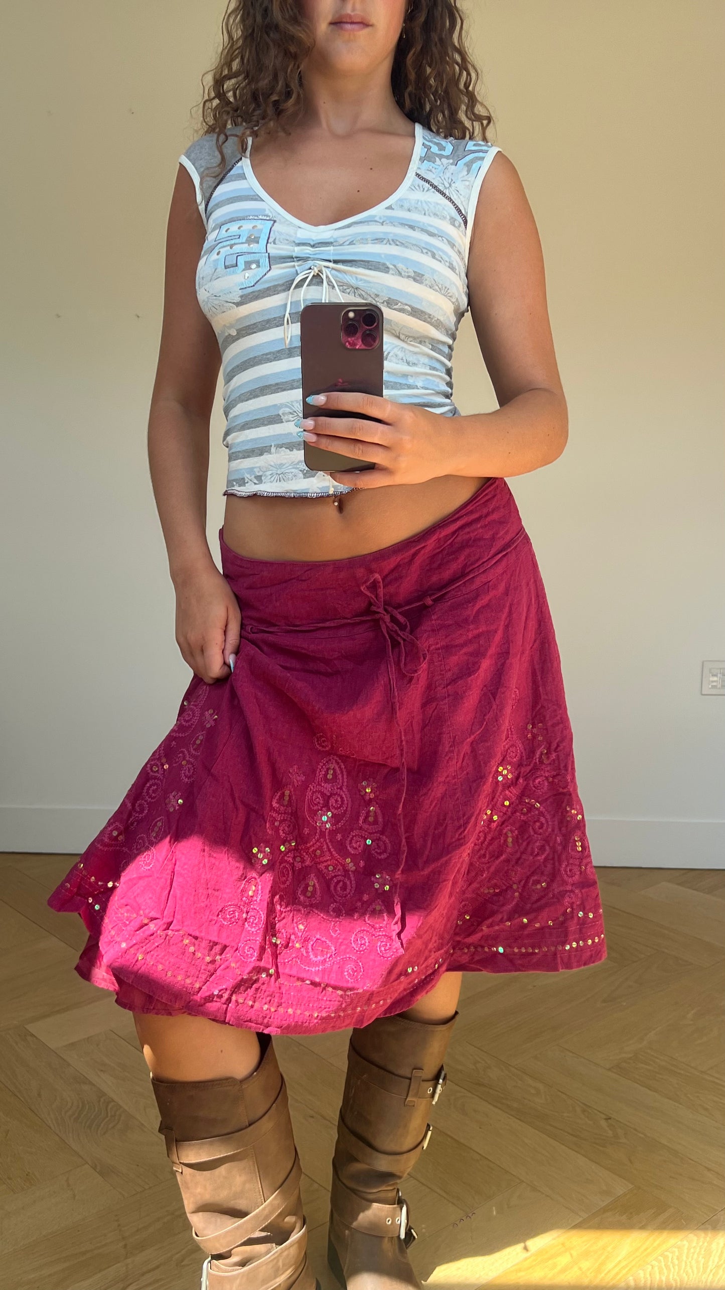00s pink sequin midi skirt- size L