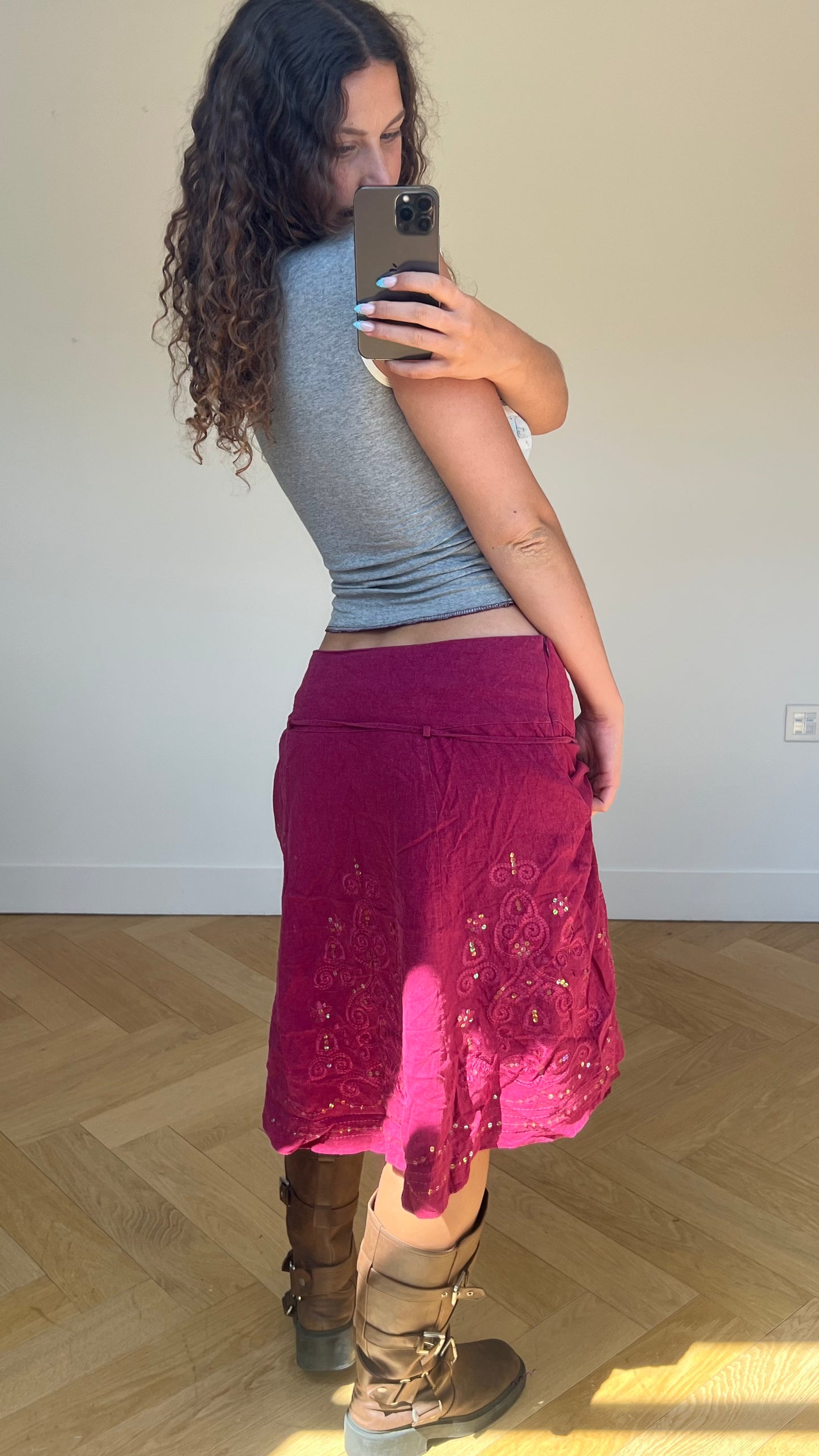00s pink sequin midi skirt- size L