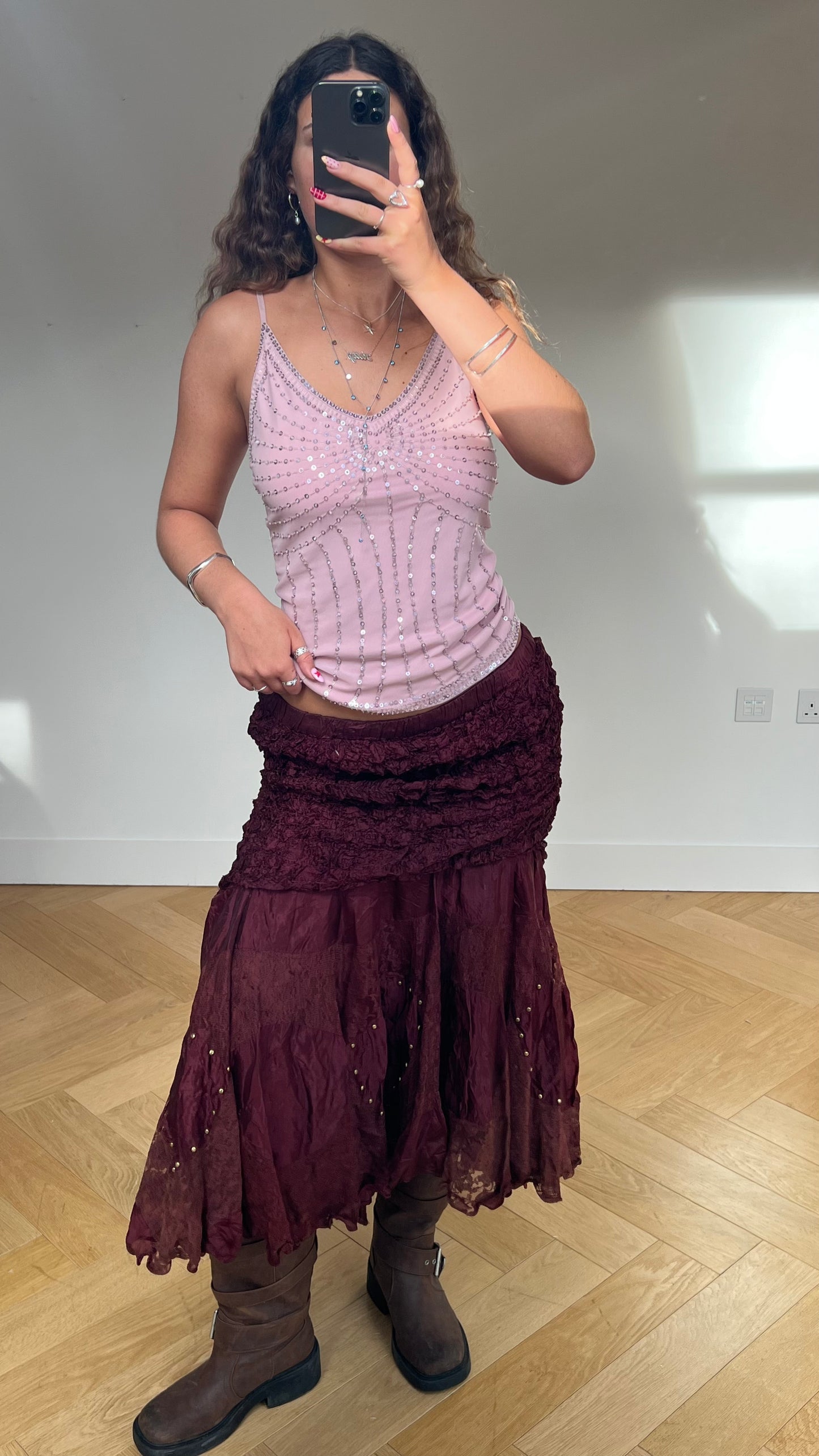 00s burgundy lace maxi skirt- size M