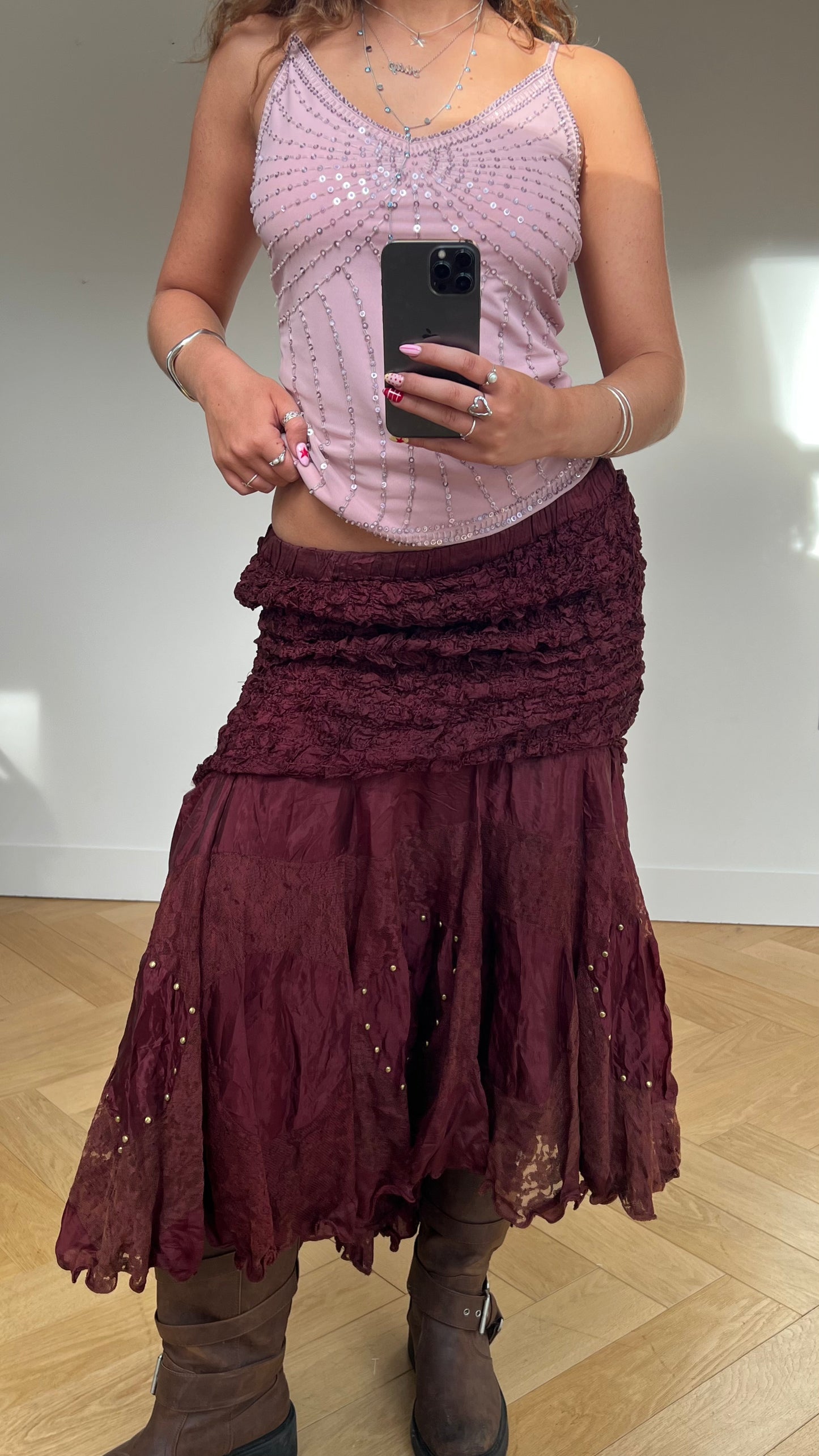 00s burgundy lace maxi skirt- size M