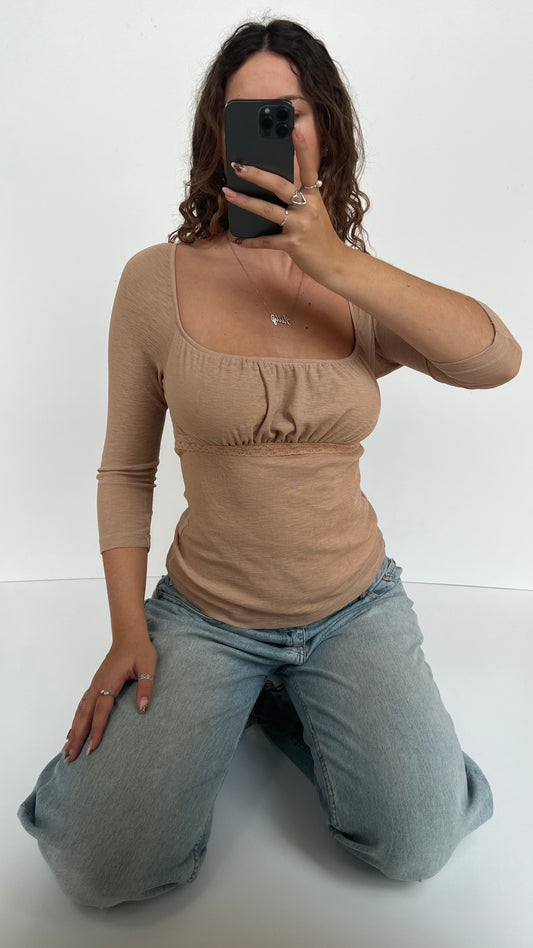 00s tan milkmaid long sleeve top- size M