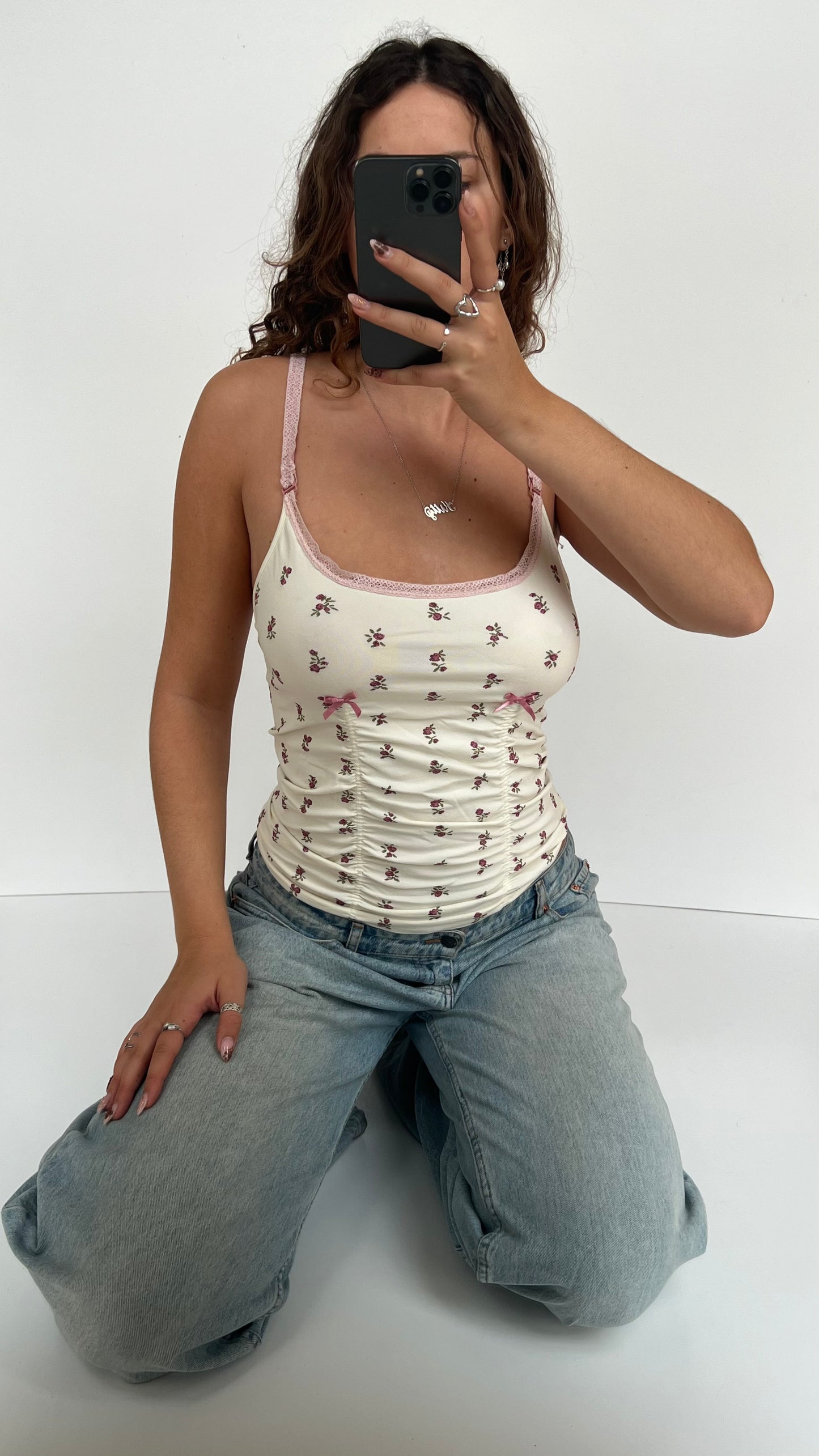 00s white pink floral cami- size L