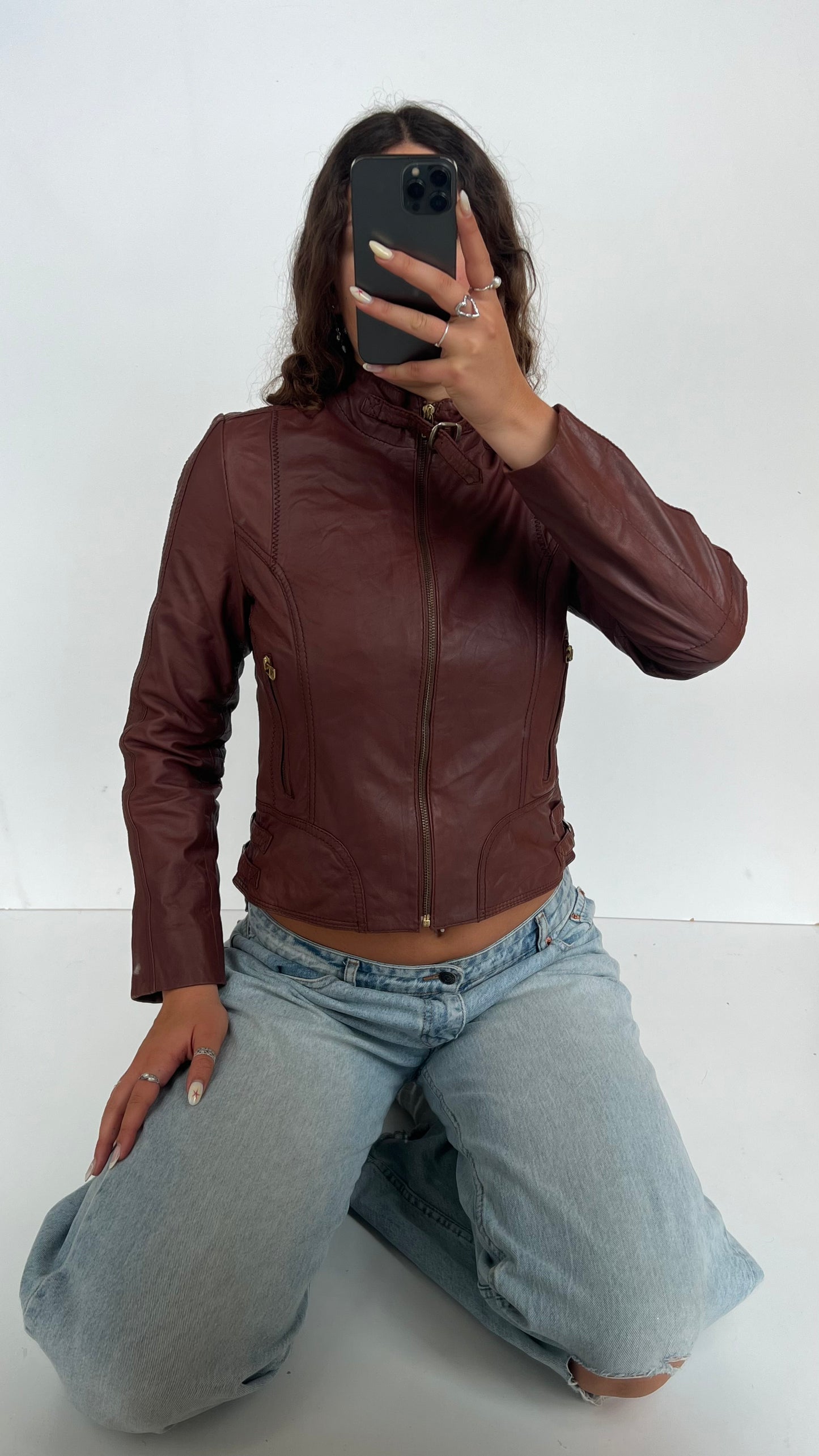 00s brown leather jacket- size M