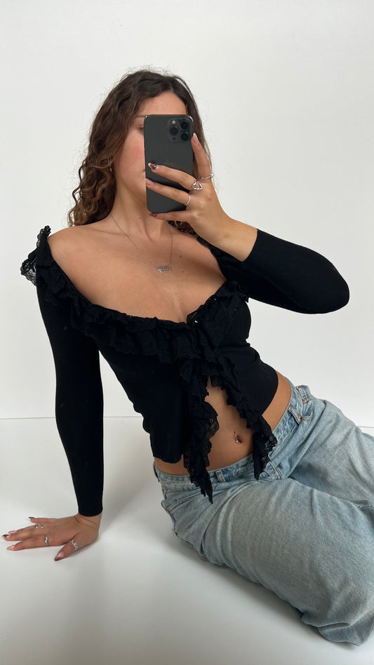 00s black lace long sleeve top- size S