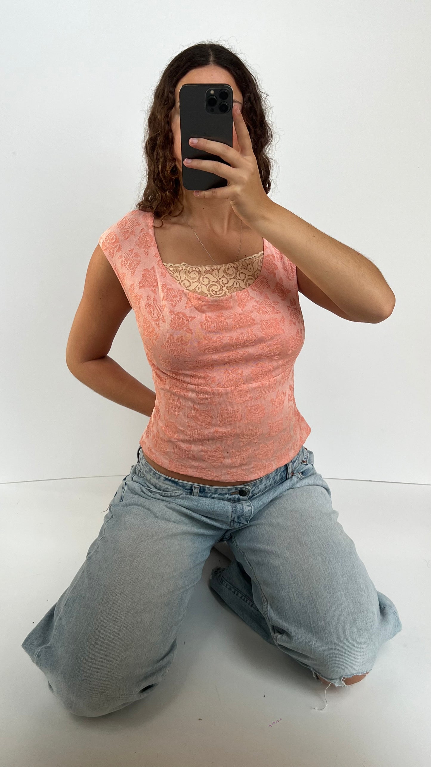 00s coral lace top- size L