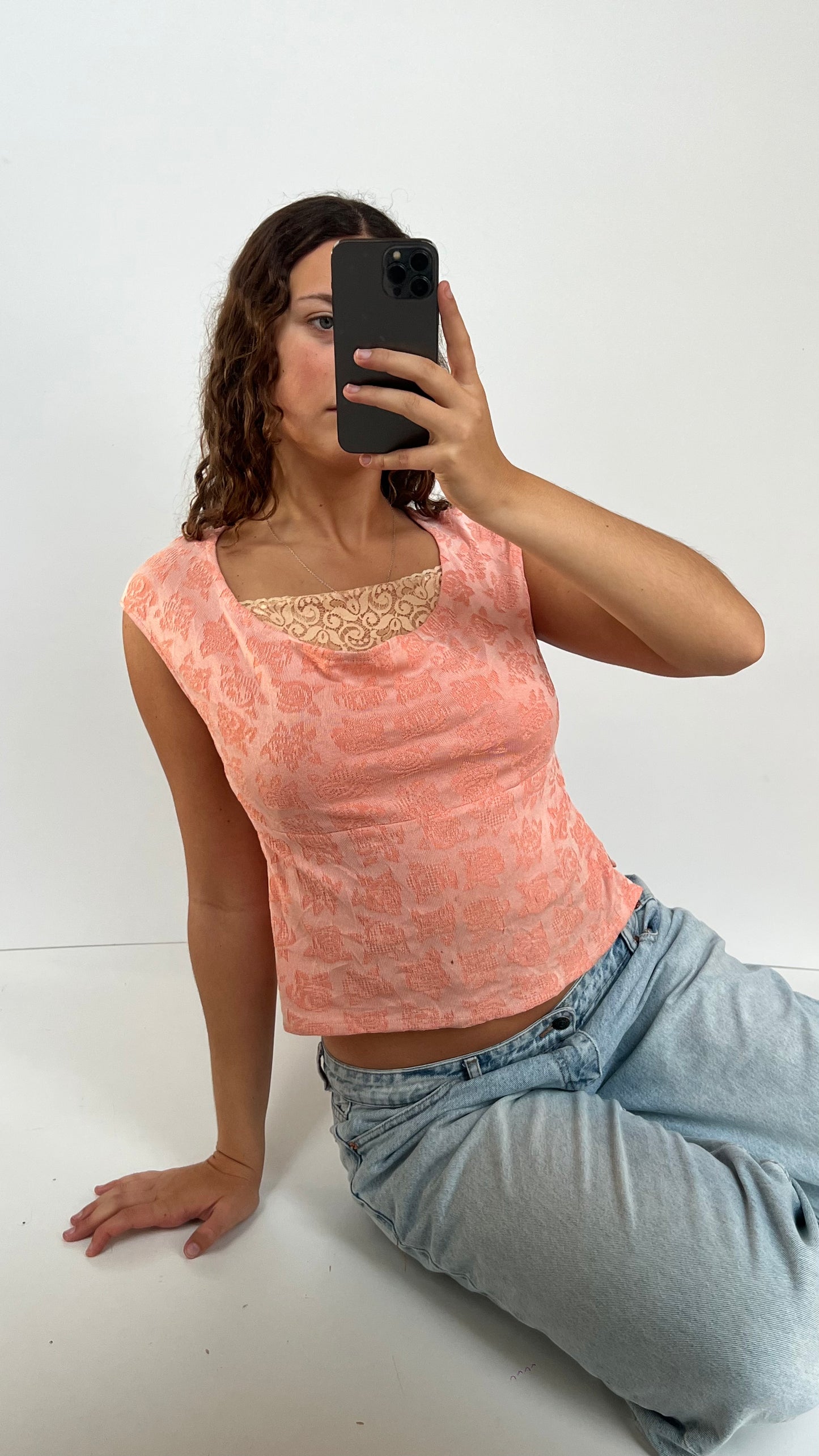 00s coral lace top- size L