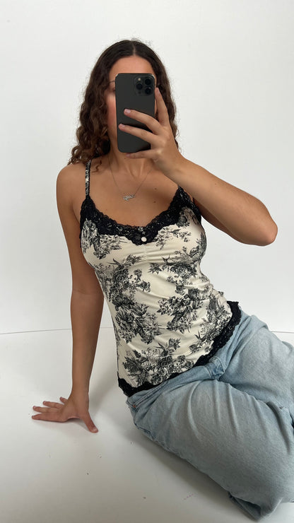 00s white black floral cami- size L