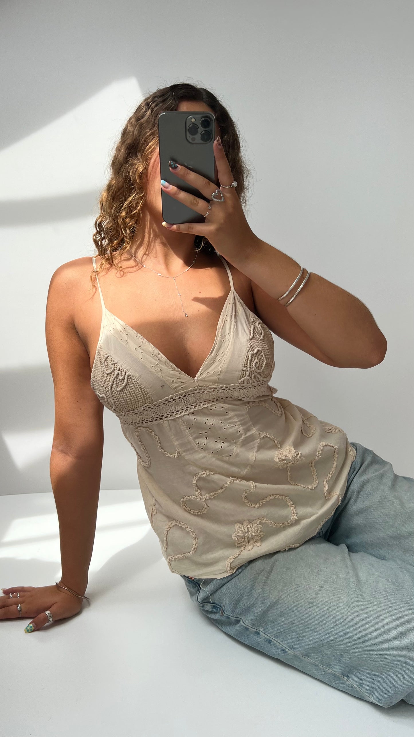 00s butter yellow embroidered cami- size M
