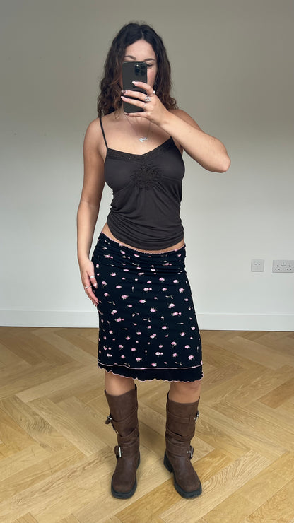 00s black floral midi skirt- size M