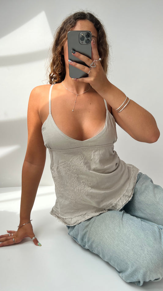 00s beige embroidered cami- size S