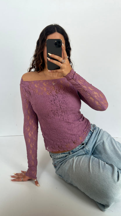 00s purple lace long sleeve top- size L