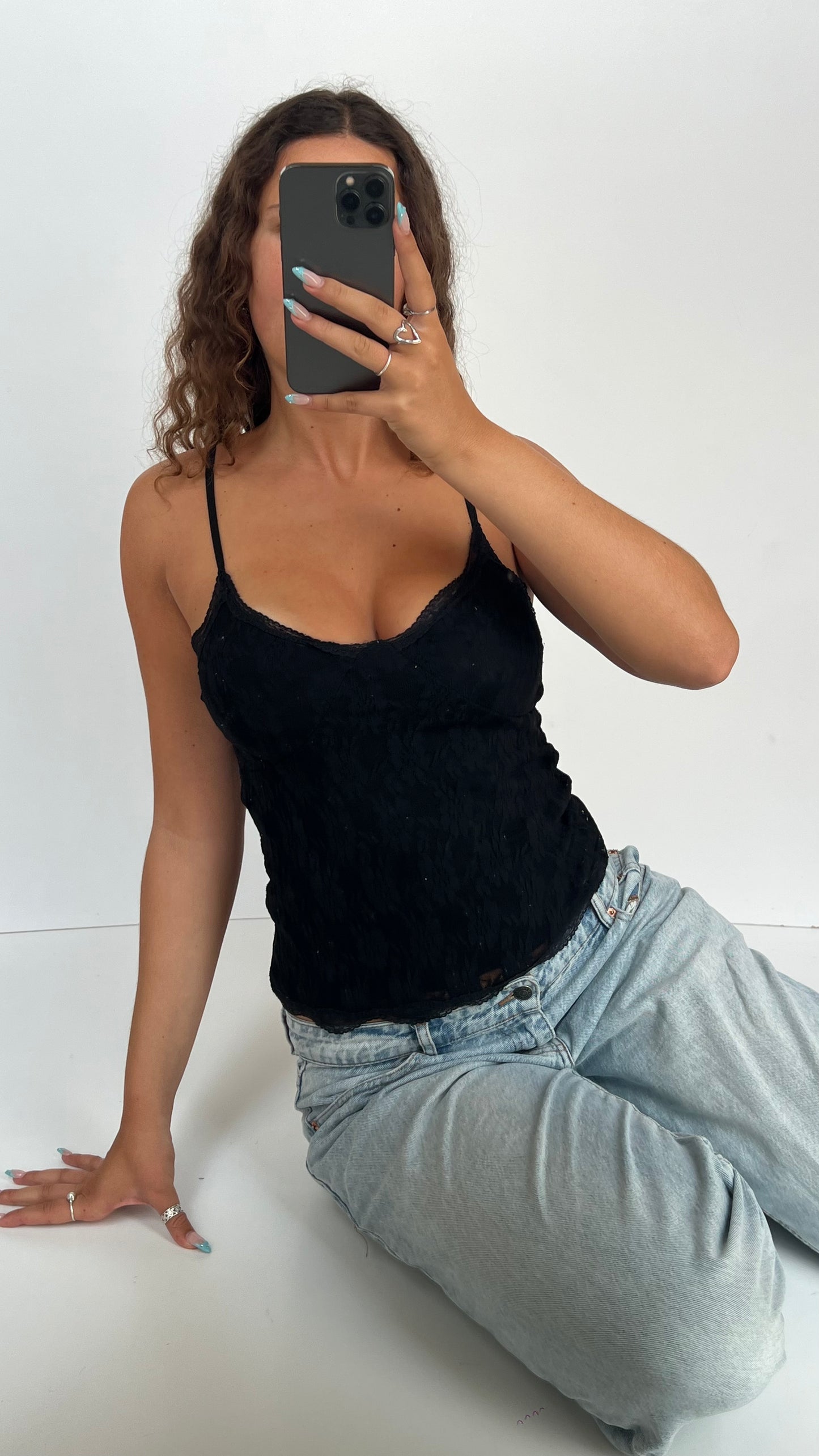 00s black lace cami- size S