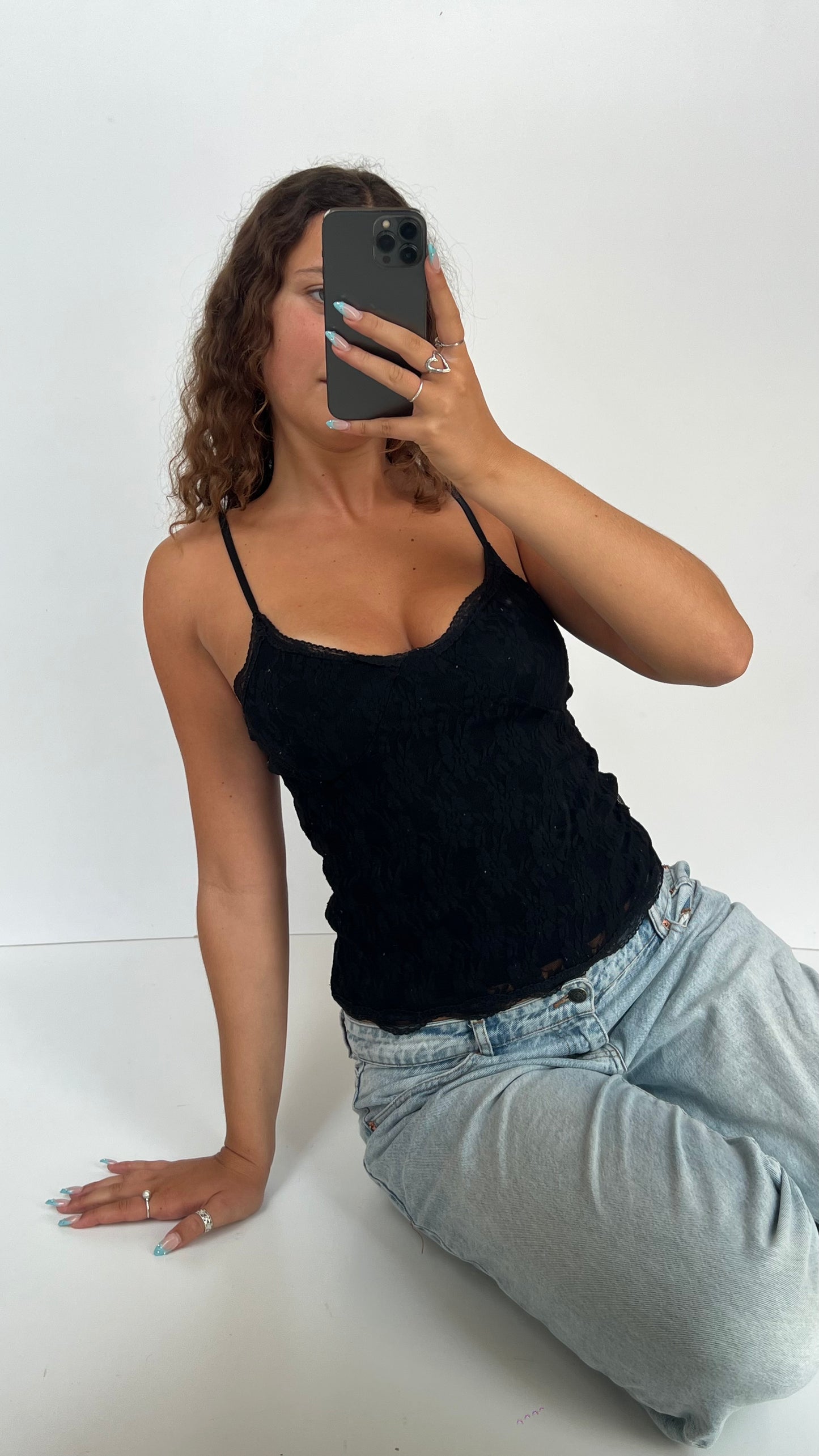00s black lace cami- size S
