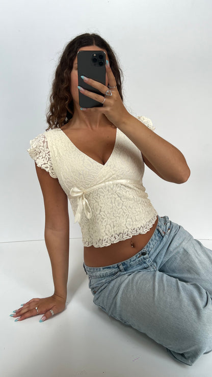 00s cream lace babydoll top- size M