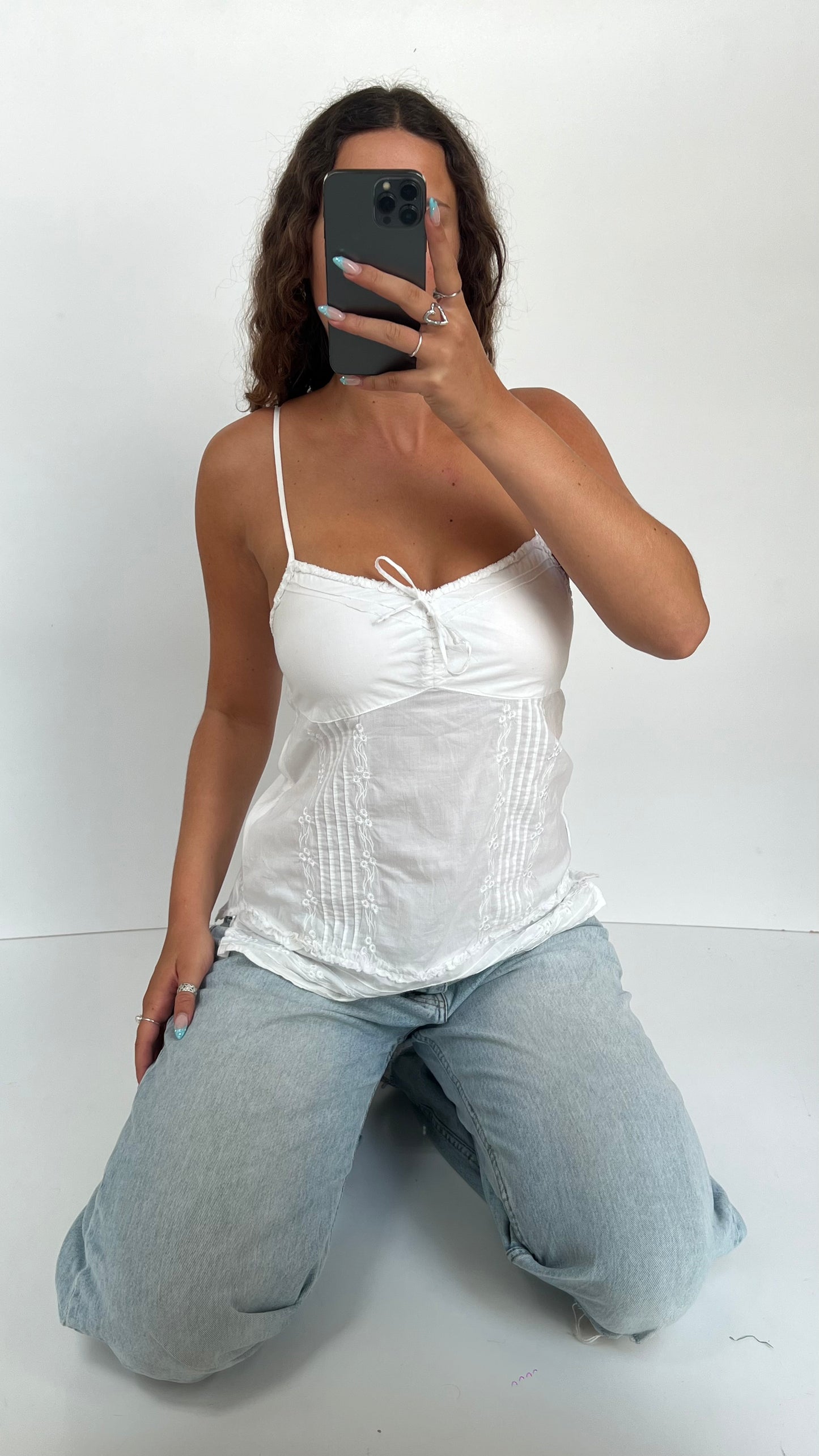 00s white embroidered cami- size S