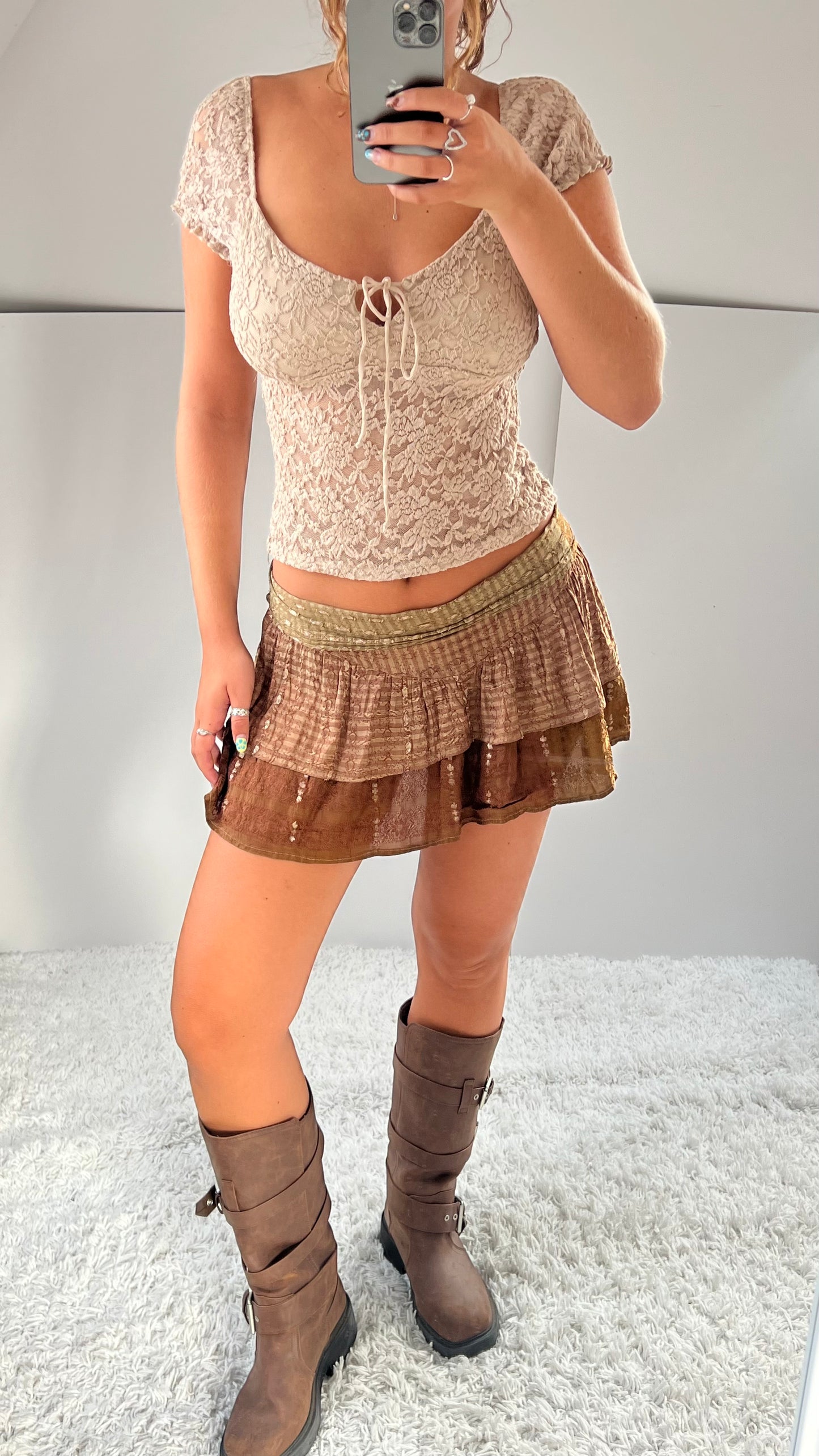 00s brown ruffle mini skirt- size M