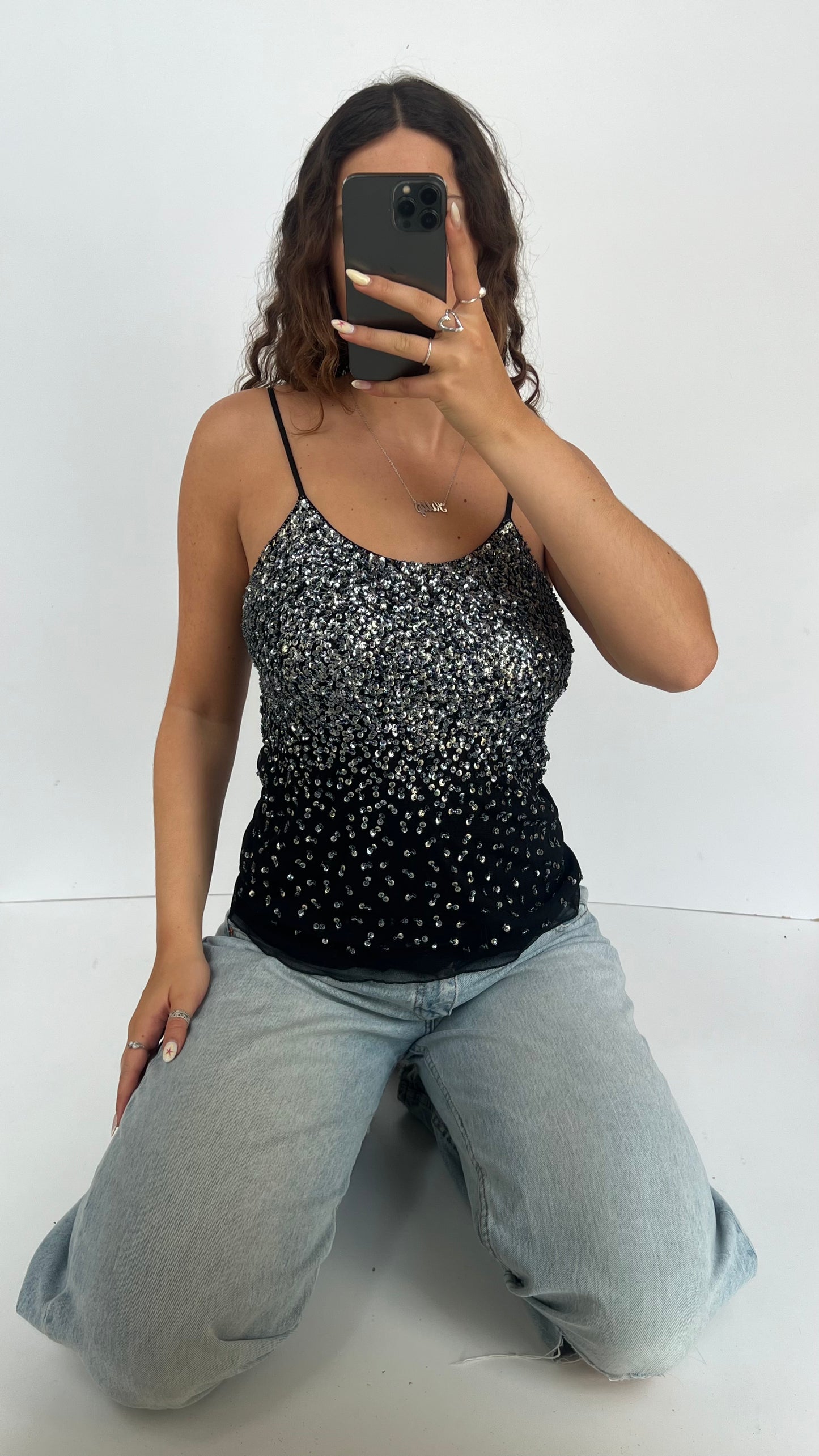 00s black sequin cami- size M