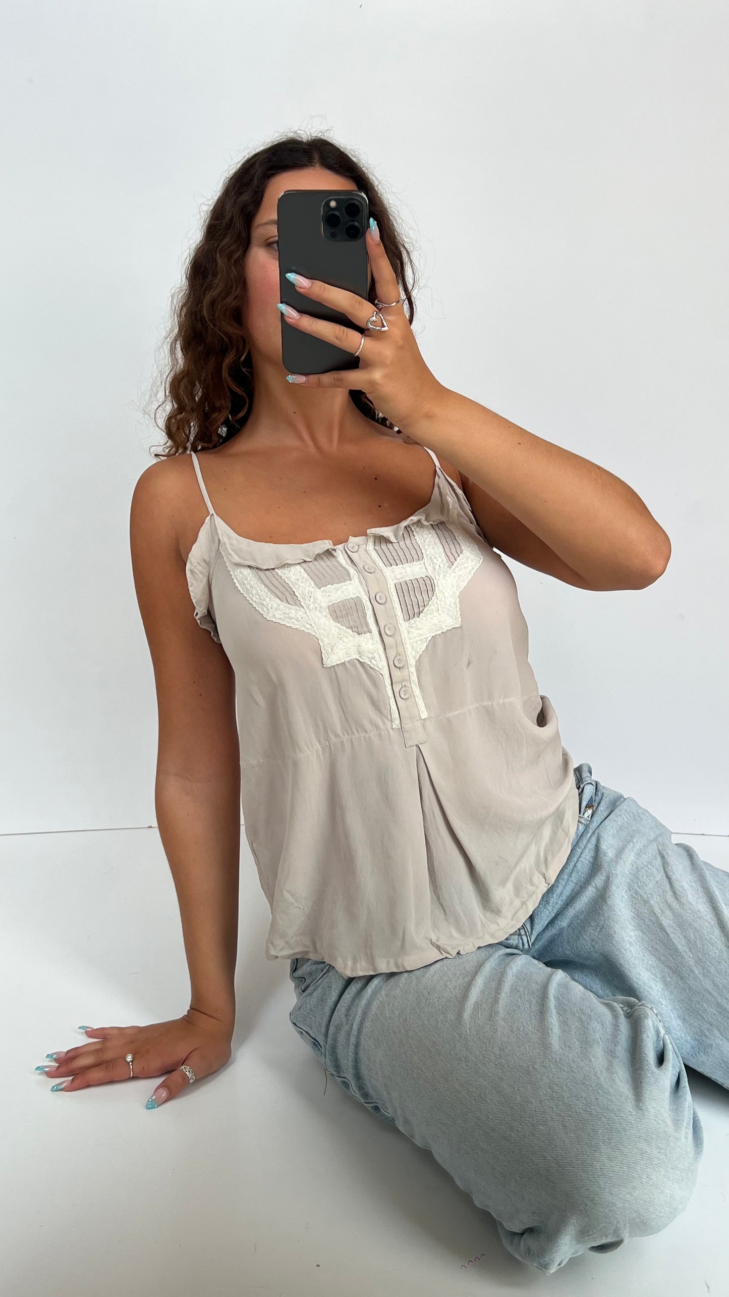00s cream lace cami- size S