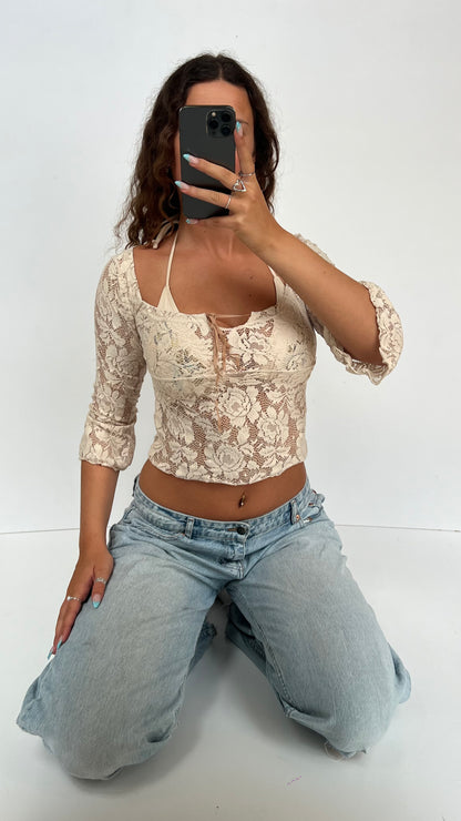 00s cream lace top- size S
