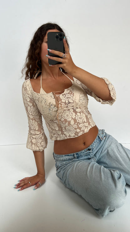 00s cream lace top- size S