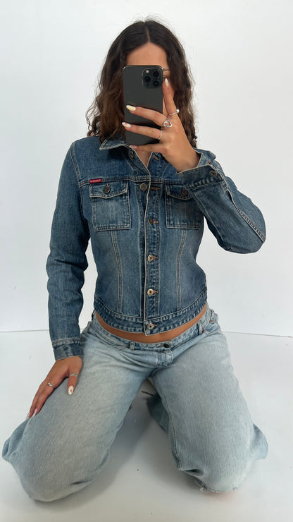 00s GUESS denim jacket- size S