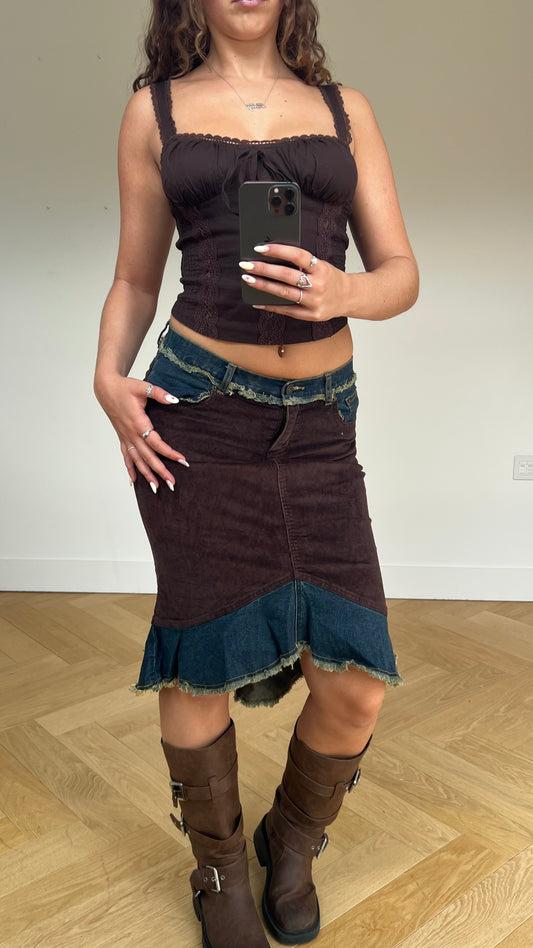 00s brown corduroy denim skirt- size S