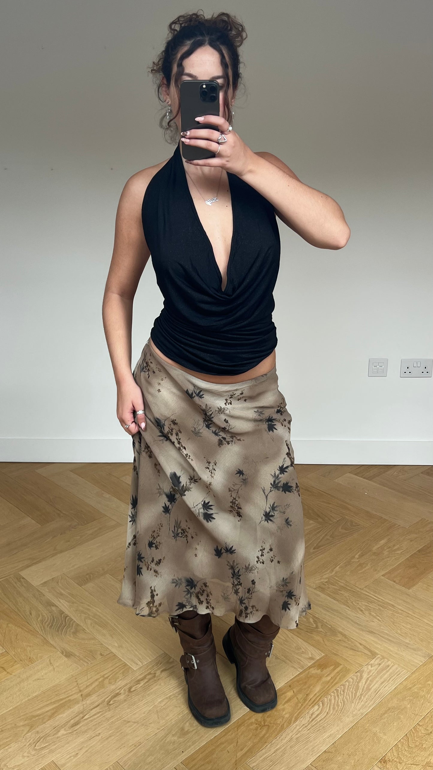 00s brown floral maxi skirt- size M