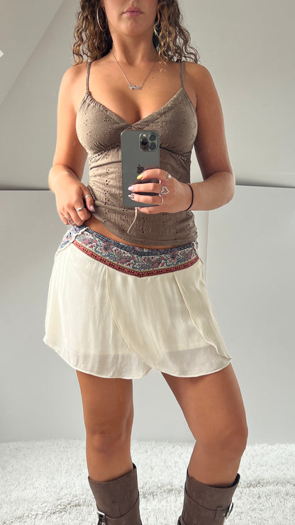00s white paisley mini skirt- size M